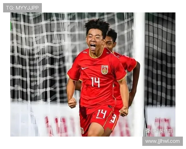 中国男足迎关键战主帅调整战术全力冲击世界杯预选赛胜利