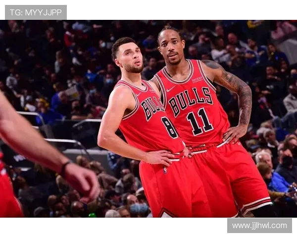 央视网直播雄鹿对决公牛精彩赛事回顾与分析